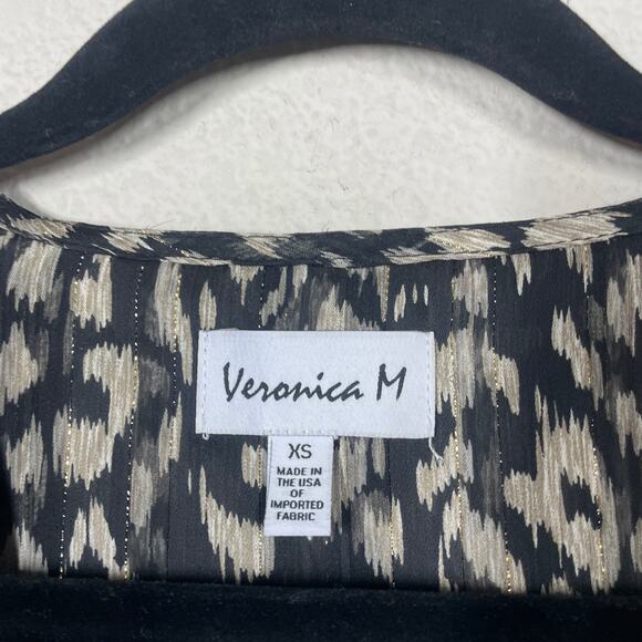 Veronica M Size XS Animal Print Wrap Top Blouse Tan Black Tie Side Long Sleeves - Picture 7 of 8